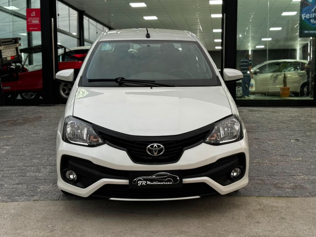 ETIOS X Sedan 1.5 Flex 16V 4p Mec. — foto 2