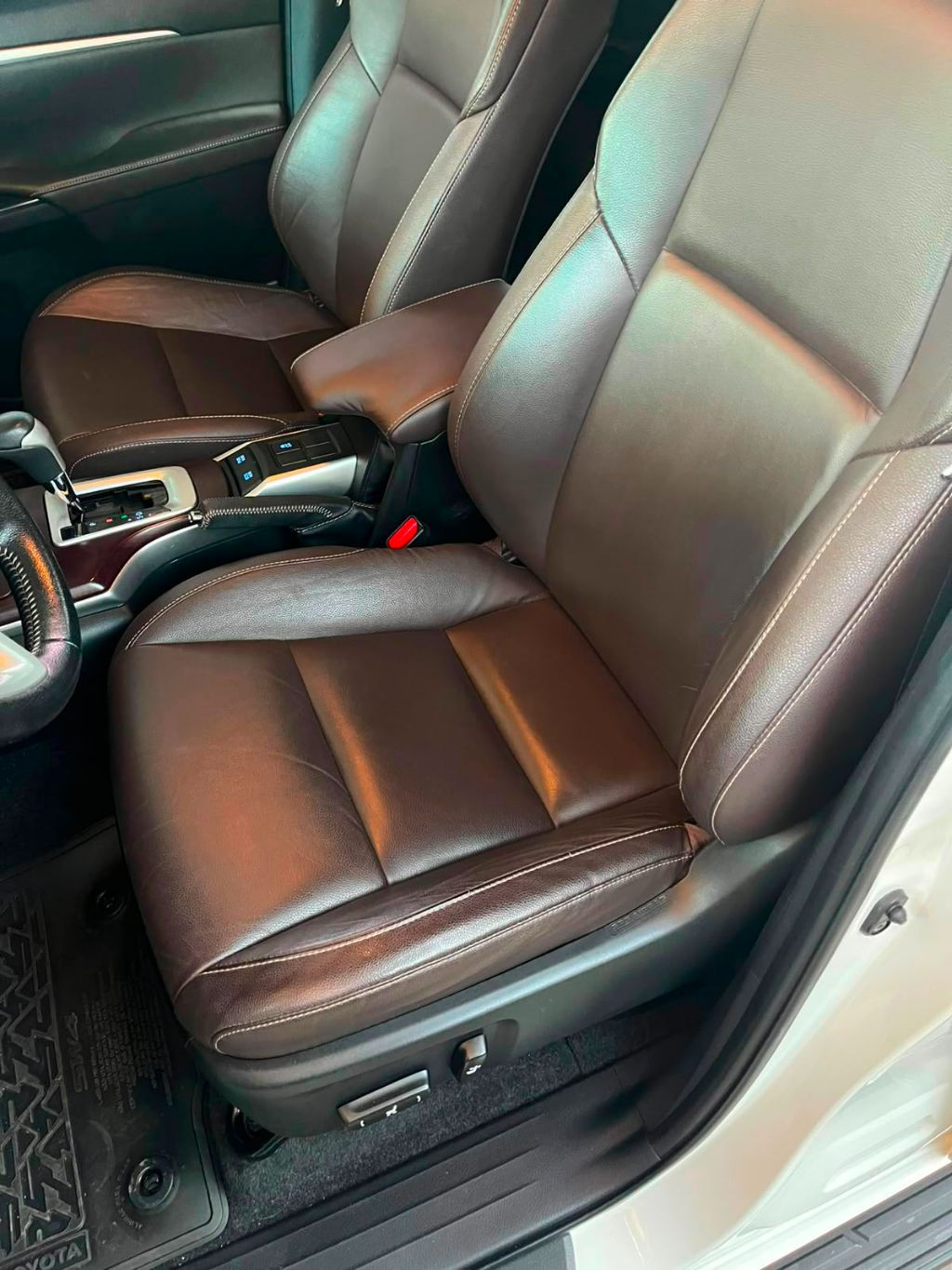 Hilux CD 4x4 2.8 Diesel Mec. — foto 10