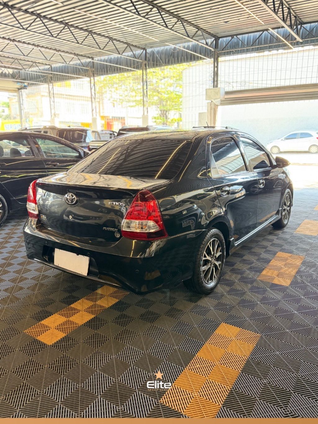 ETIOS X Plus Sedan 1.5 Flex 16V 4p Aut. — foto 4