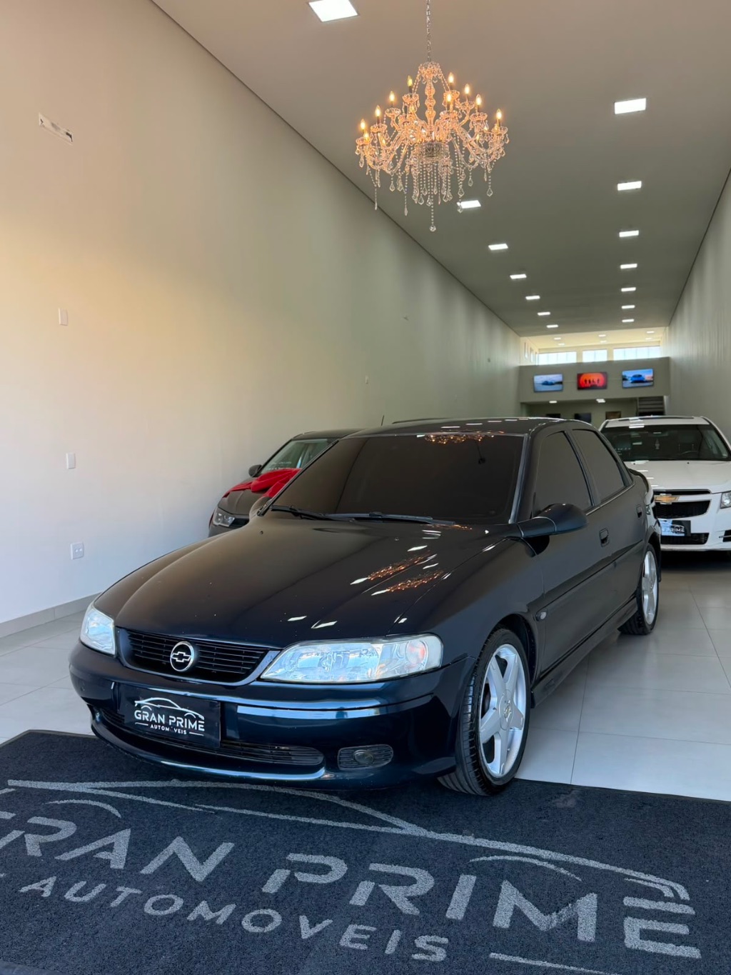Vectra GLS/Expres.2.2/ 2.0 e 2.0 CD 8V — foto 1