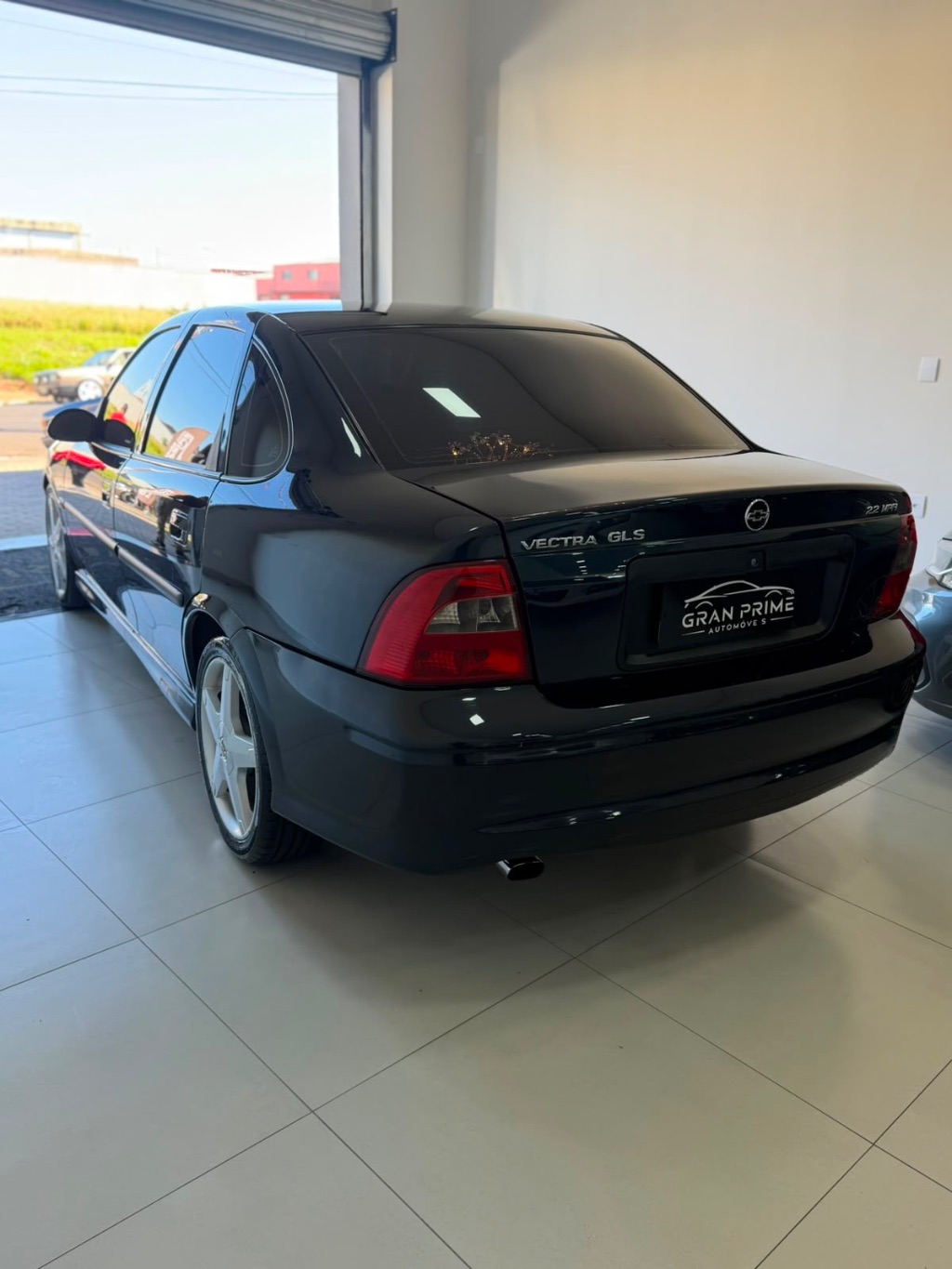 Vectra GLS/Expres.2.2/ 2.0 e 2.0 CD 8V — foto 4