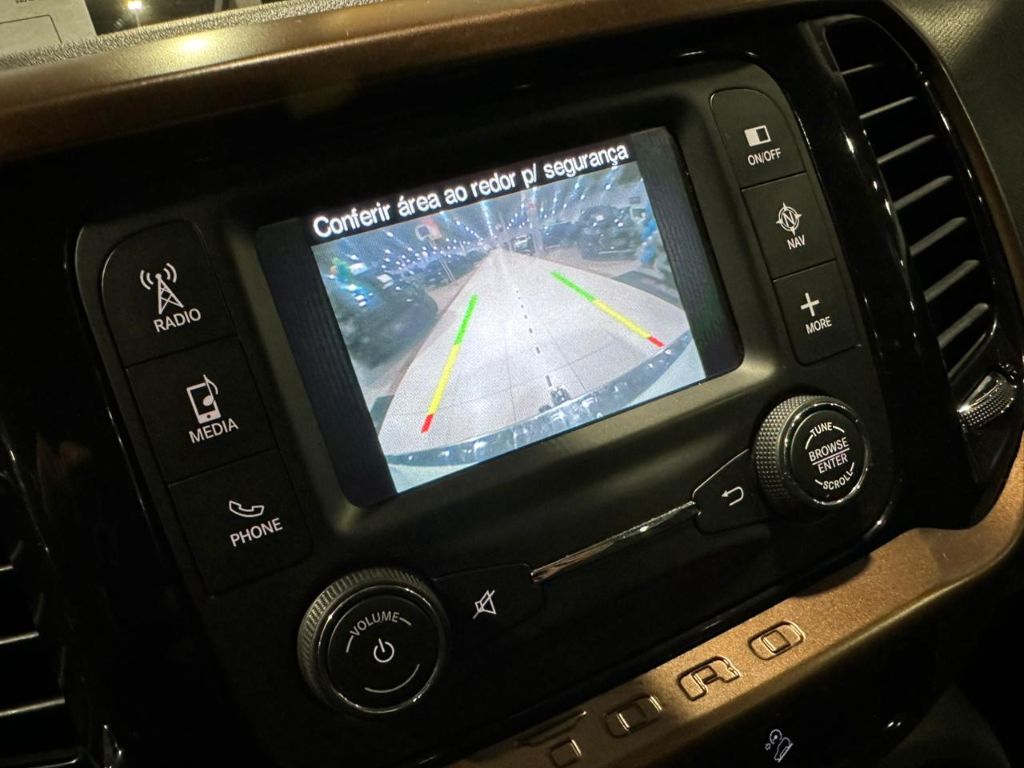 Toro Volcano 2.0 16V 4x4 TB Diesel Aut. — foto 13