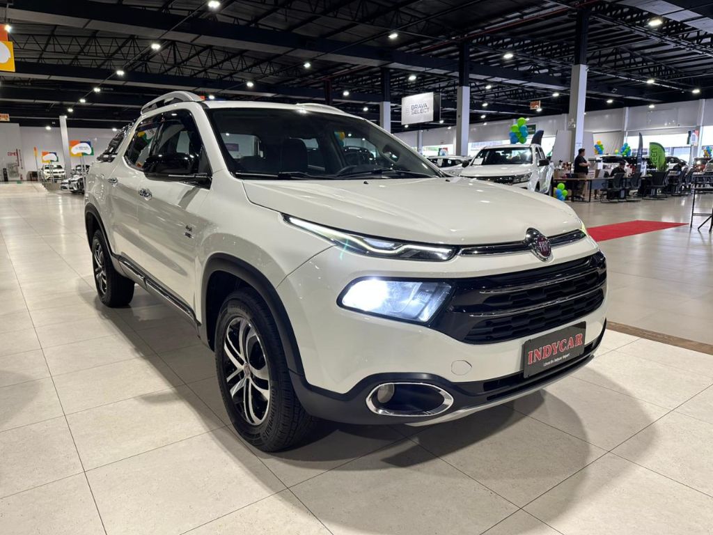 Toro Volcano 2.0 16V 4x4 TB Diesel Aut. — foto 3
