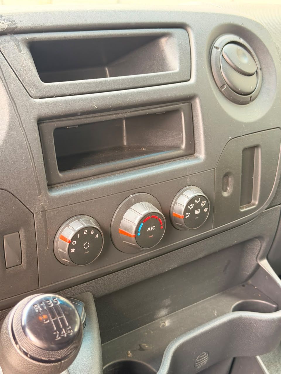 Master 2.3 dCi Chassi 16V Diesel — foto 12