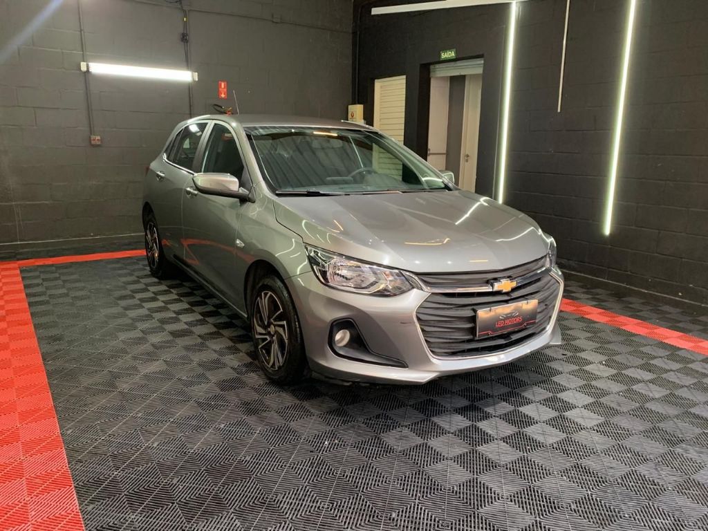 ONIX HATCH LT 1.0 12V Flex 5p Mec. — foto 1