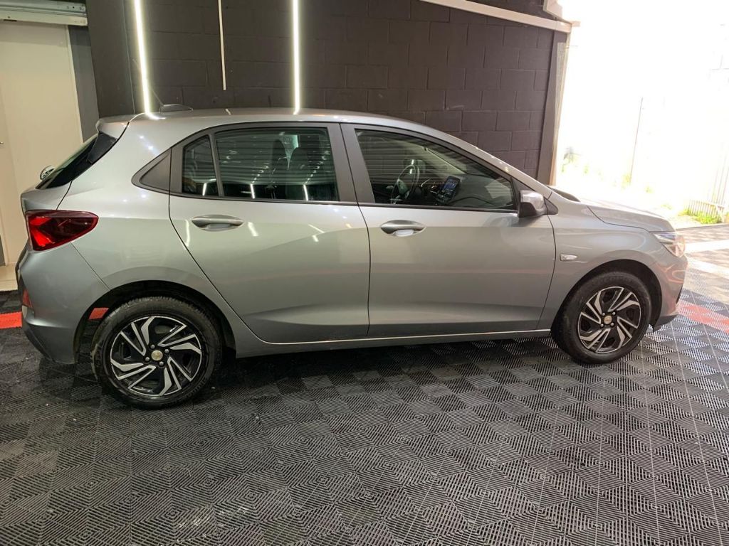 ONIX HATCH LT 1.0 12V Flex 5p Mec. — foto 8