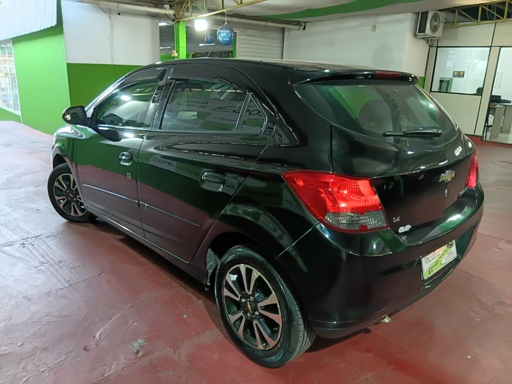 ONIX HATCH LTZ 1.4 8V FlexPower 5p Mec. — foto 6