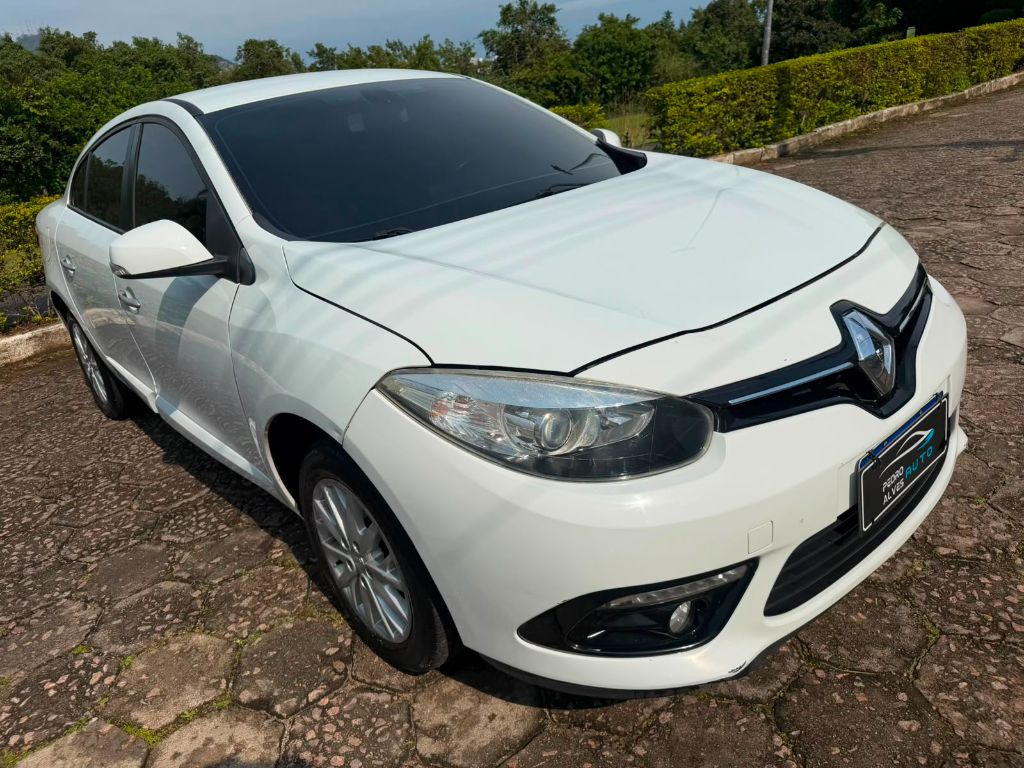 FLUENCE Sed. Dynamique 2.0 16V FLEX Aut. — foto 2