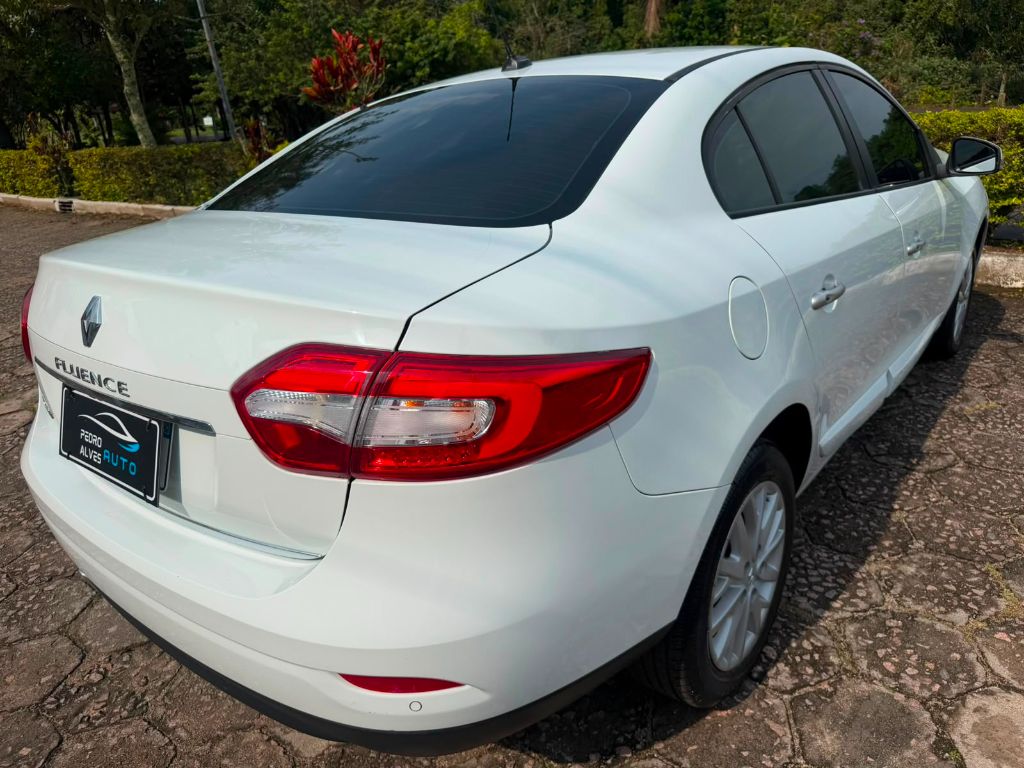 FLUENCE Sed. Dynamique 2.0 16V FLEX Aut. — foto 5