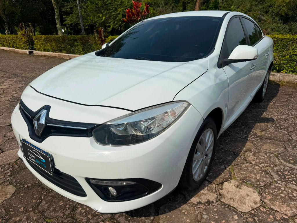 FLUENCE Sed. Dynamique 2.0 16V FLEX Aut. — foto 1