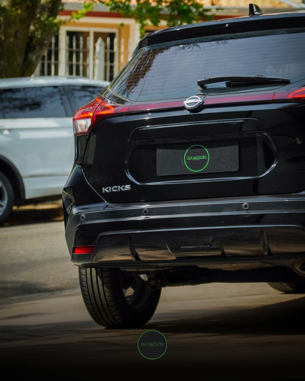 KICKS Exclusive 1.6 16V Flex Aut. — foto 4