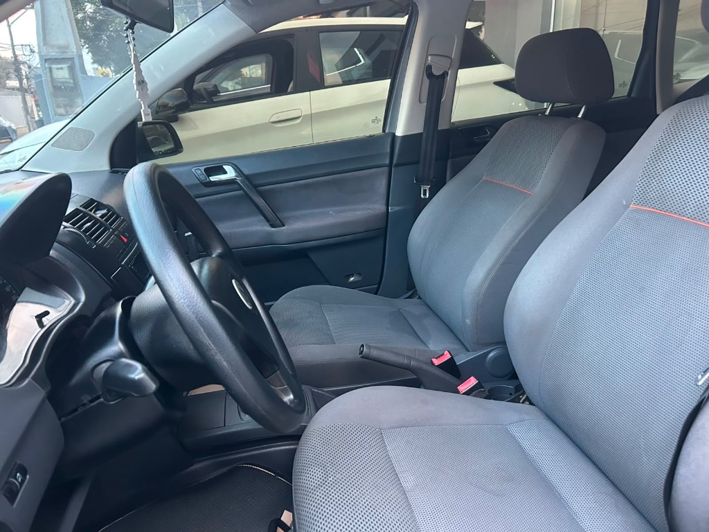 Polo SPORTLINE 1.6 Mi Total Flex 8V 5p — foto 9