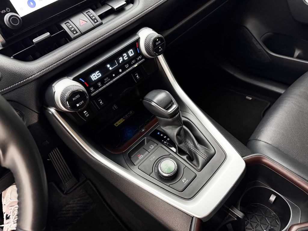 RAV4 2.5 SX Connect 4x4  Aut. (Híbrido) — foto 9