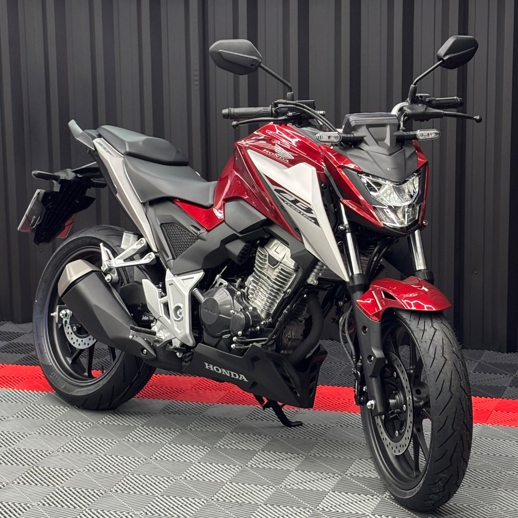 CB 300F Twister Flex — foto 2