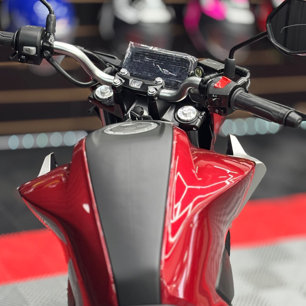 CB 300F Twister Flex — foto 4