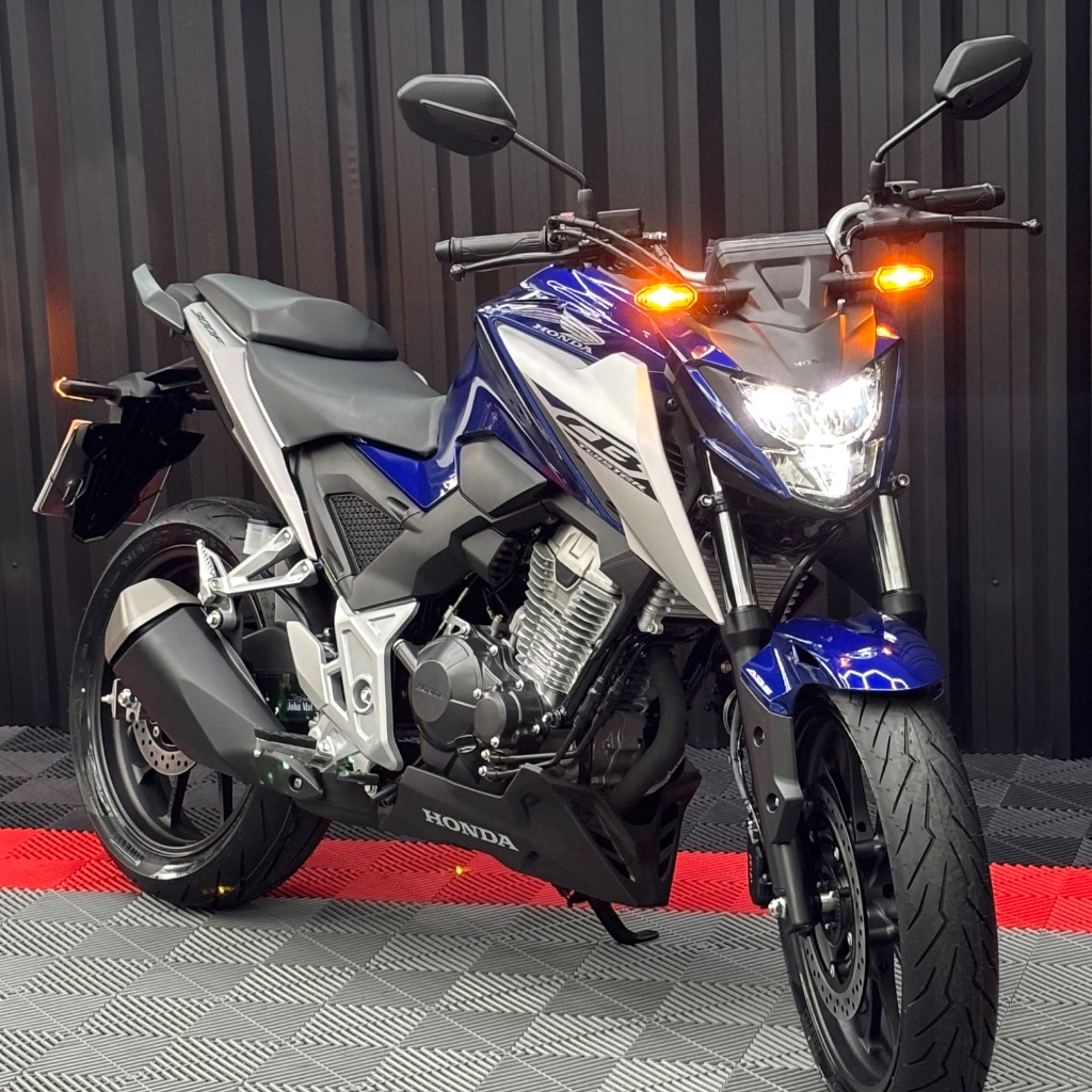CB 300F Twister Flex — foto 3