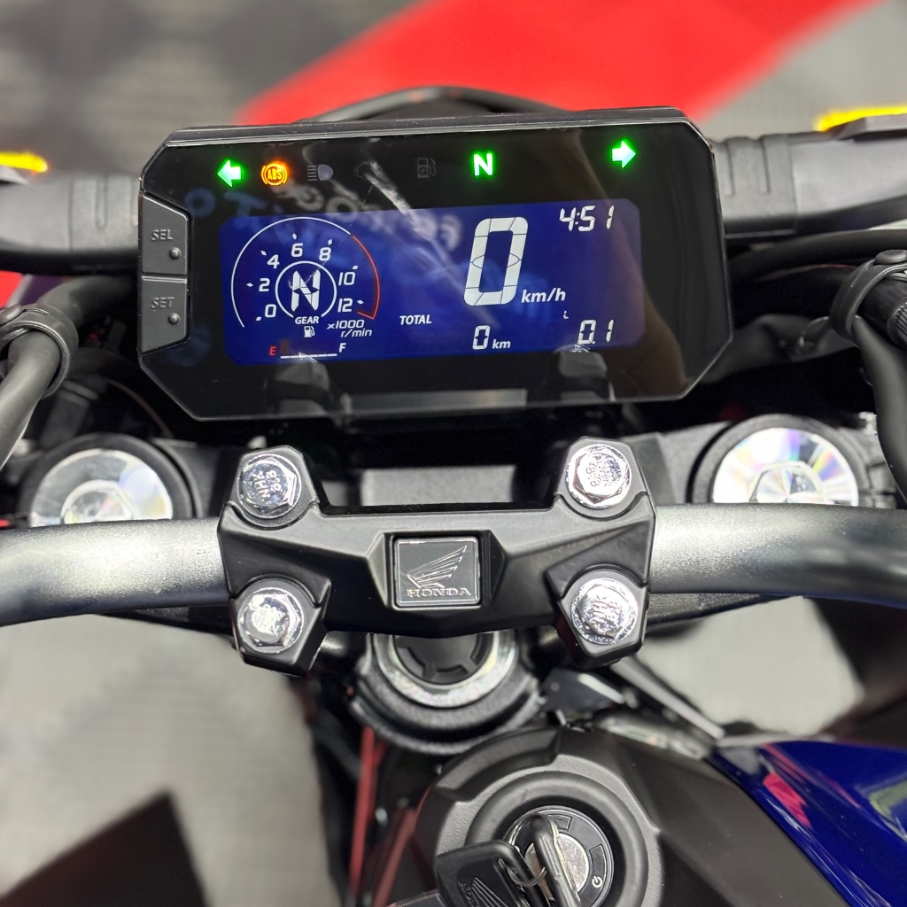 CB 300F Twister Flex — foto 4