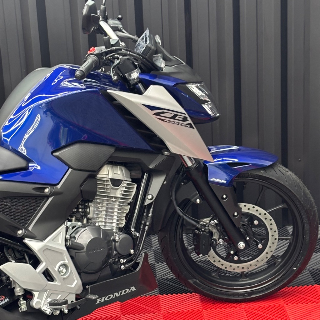 CB 300F Twister Flex — foto 12