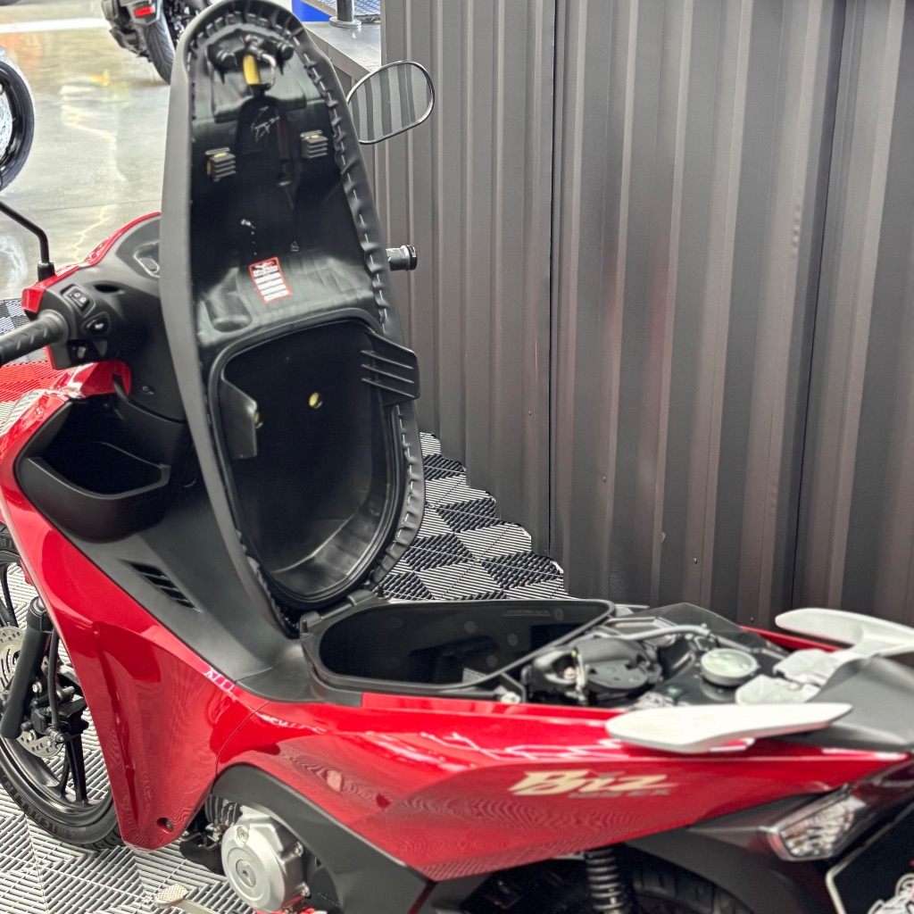 BIZ 125 EX/ 125 EX FLEX — foto 9