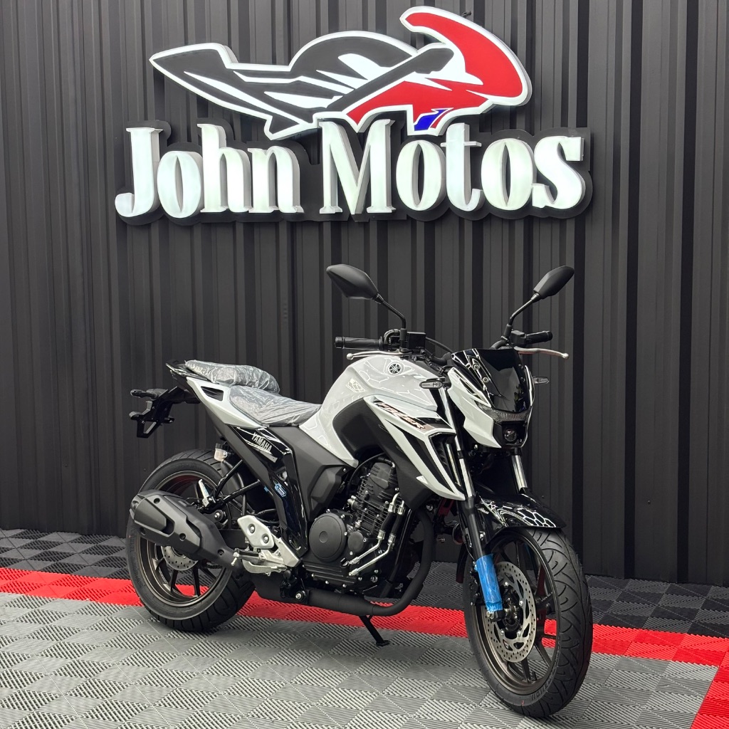FZ25 250 FAZER CONNECTED — foto 1