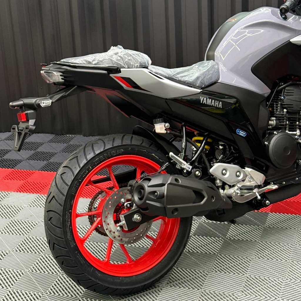 FZ25 250 FAZER CONNECTED — foto 8