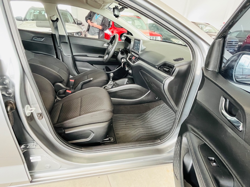 Hyundai HB20 Evolution 1.0 Flex 12V Mec - foto 8