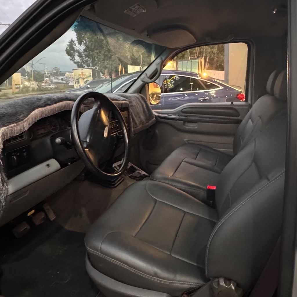 F-250 XLT 3.9 4x2 Diesel TB — foto 4