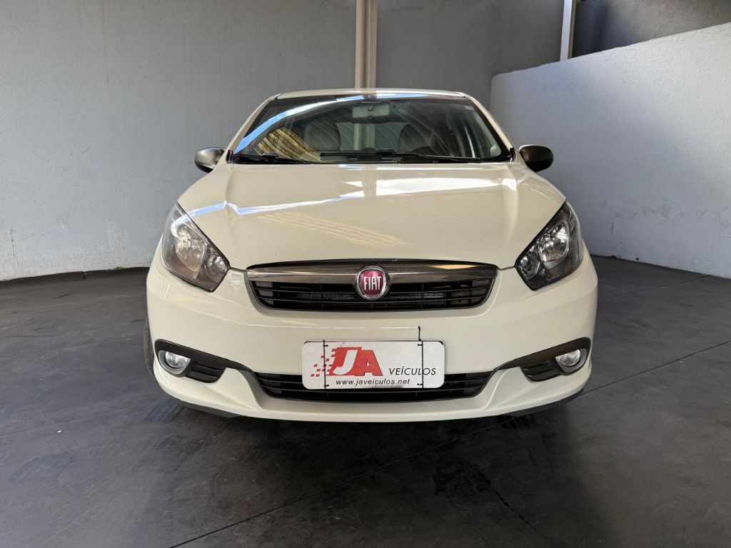 Grand Siena ESSEN.SUBLIME 1.6 Flex — foto 11