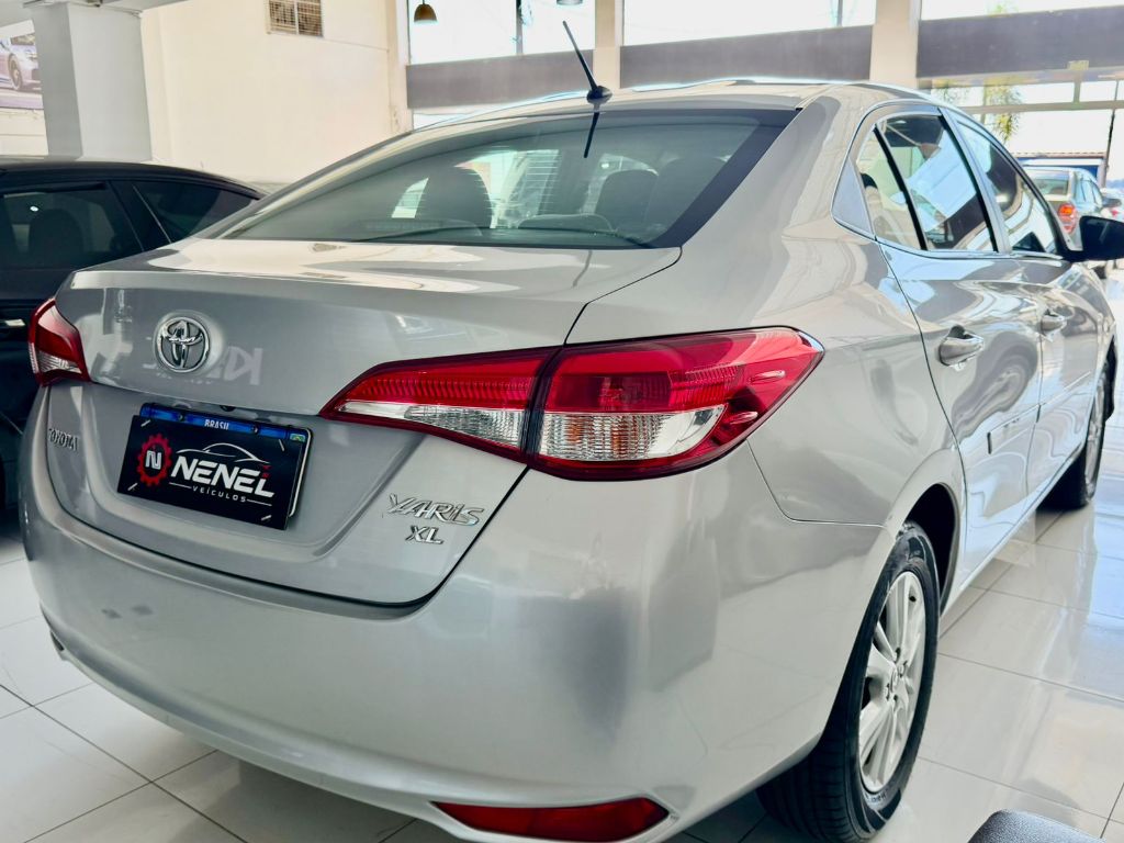 YARIS XL Sedan 1.5 Flex 16V 4p Aut. — foto 3