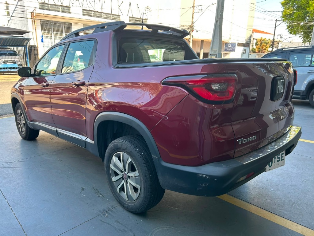 Toro Freedom 1.8 16V Flex Aut. — foto 6