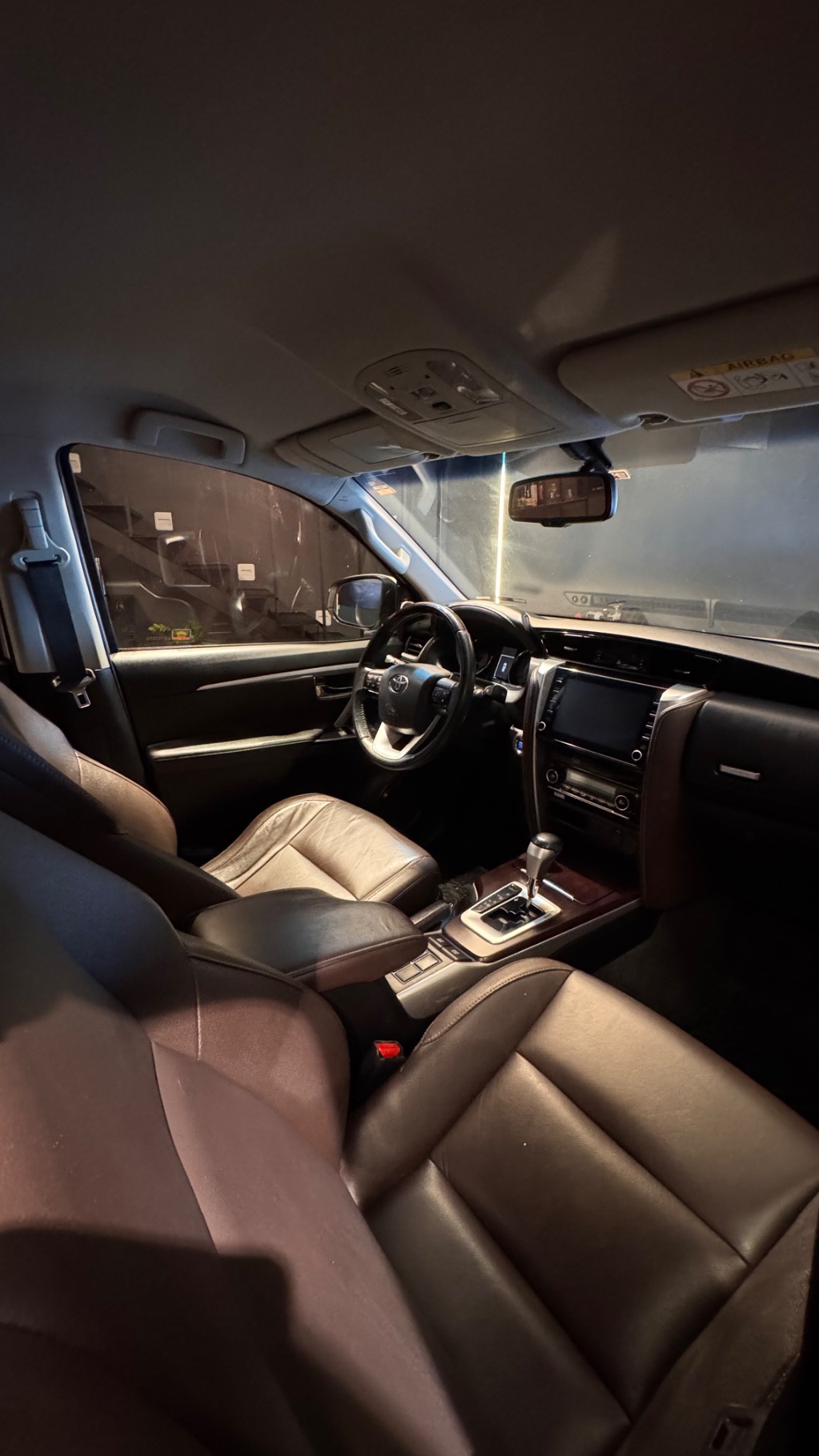 Hilux SW4 SRV 4x2 2.7 Flex 16V Aut. — foto 2