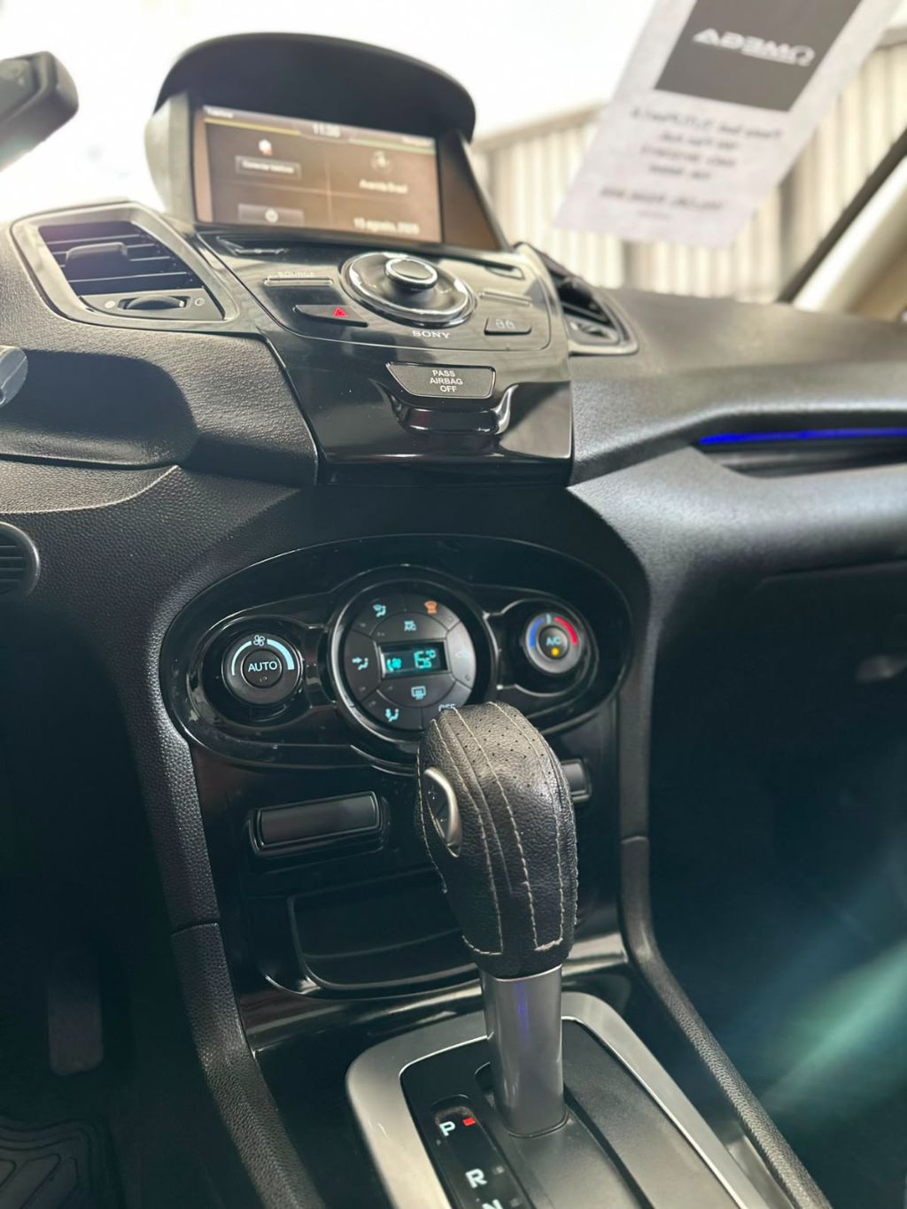 Fiesta Sed. TI./TI.Plus1.6 16V Flex Aut. — foto 6