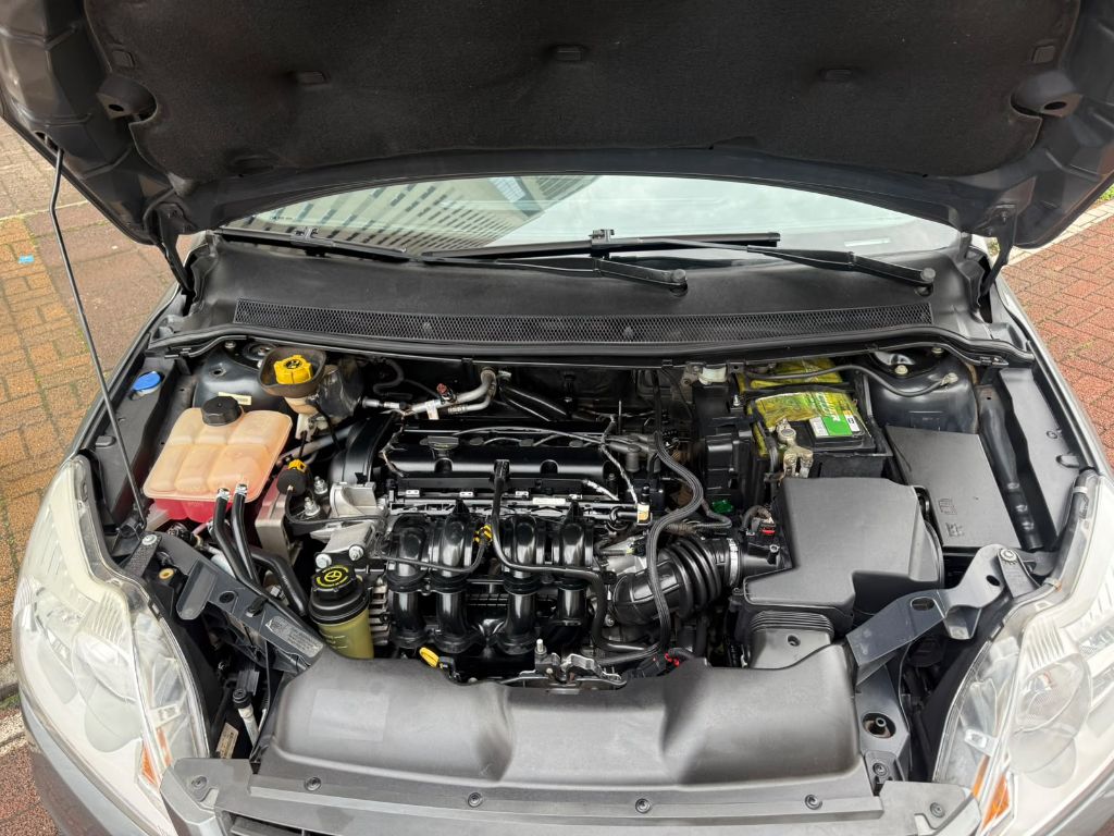 FORD FOCUS HC 1.6 2011 FLEX  — foto 12