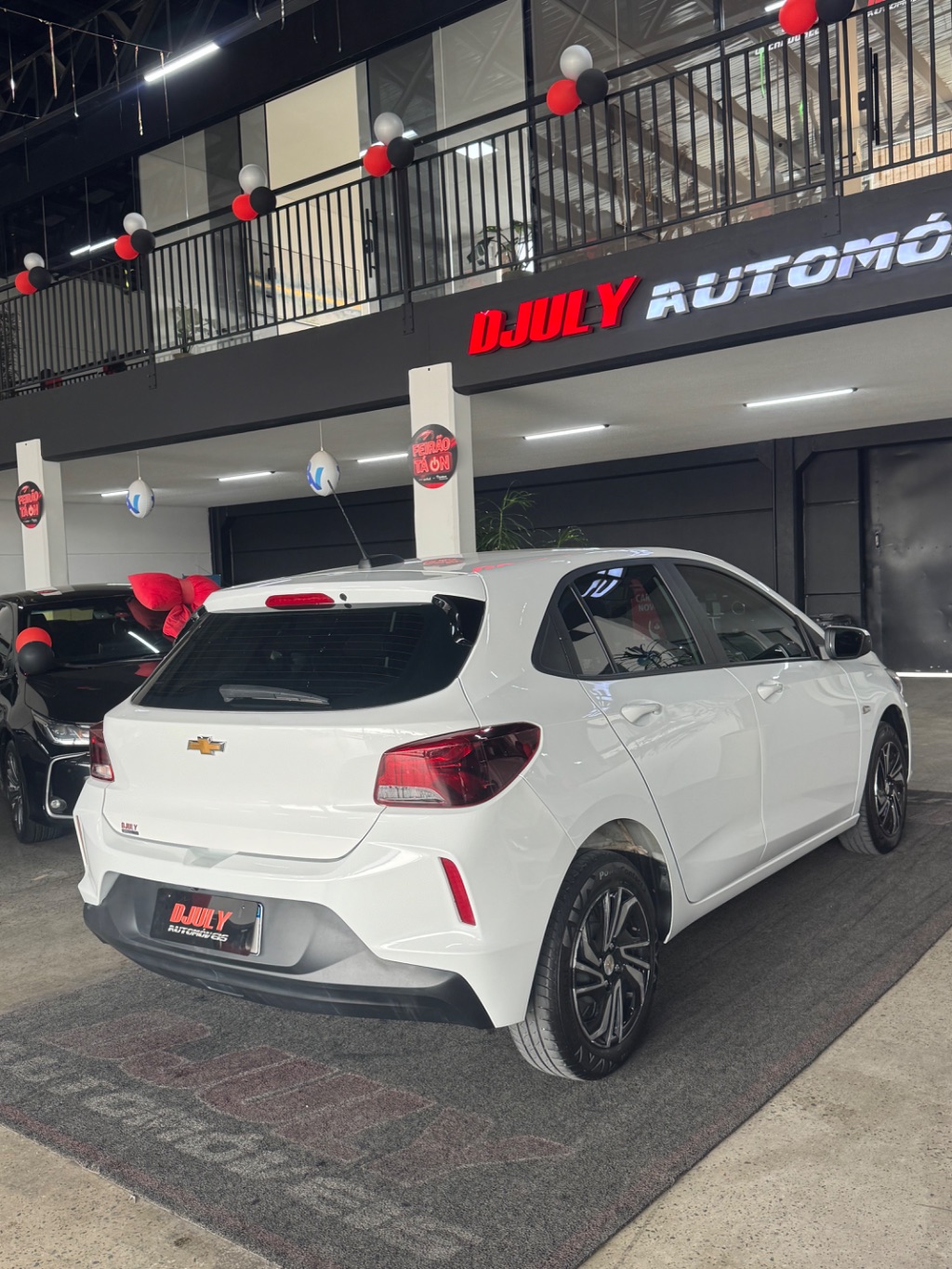 ONIX HATCH LT 1.0 12V Flex 5p Mec. — foto 9