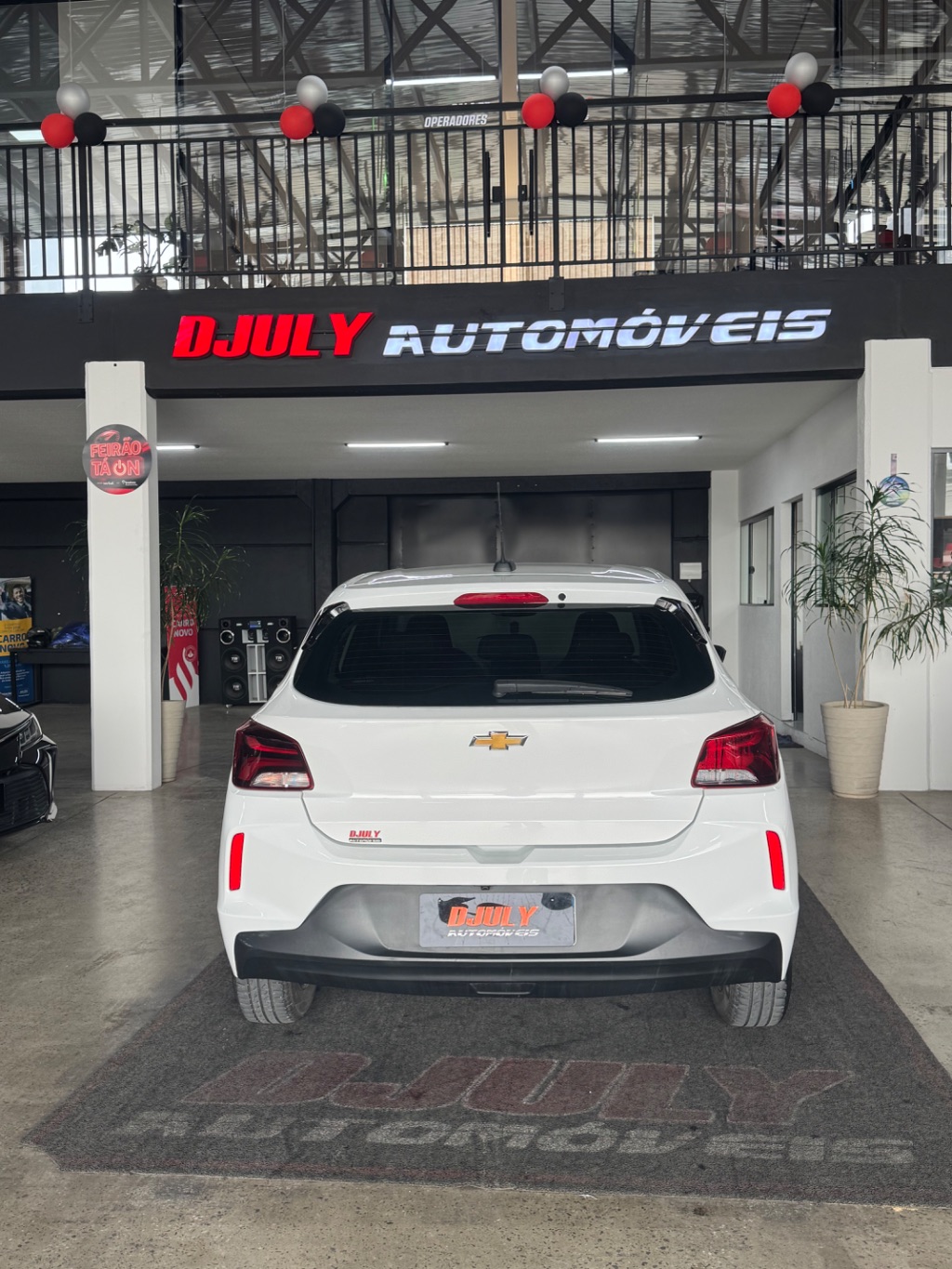 ONIX HATCH LT 1.0 12V Flex 5p Mec. — foto 10