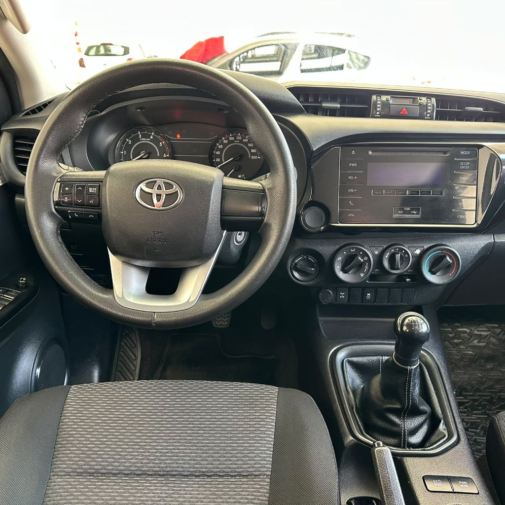 Hilux CD 4x4 2.8 Diesel Mec. - foto 9