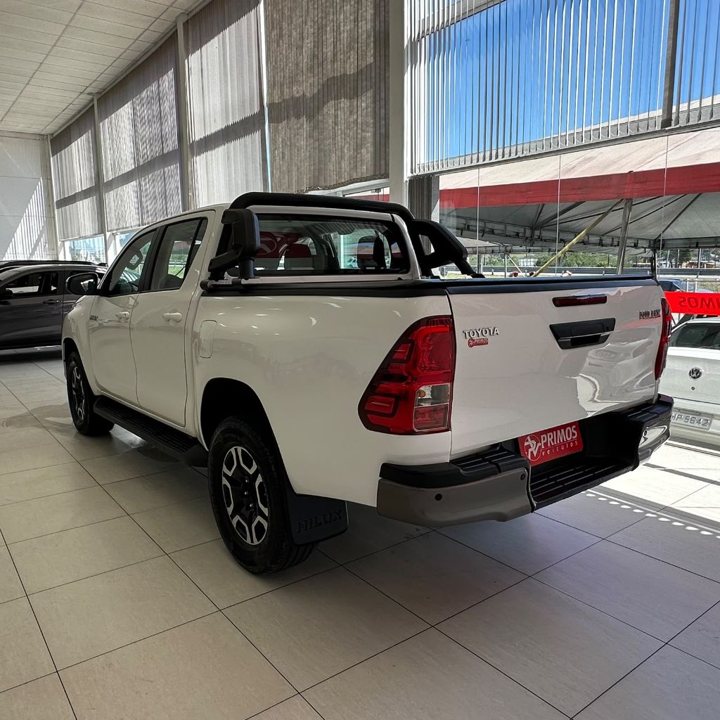 Hilux CD 4x4 2.8 Diesel Mec. - foto 5