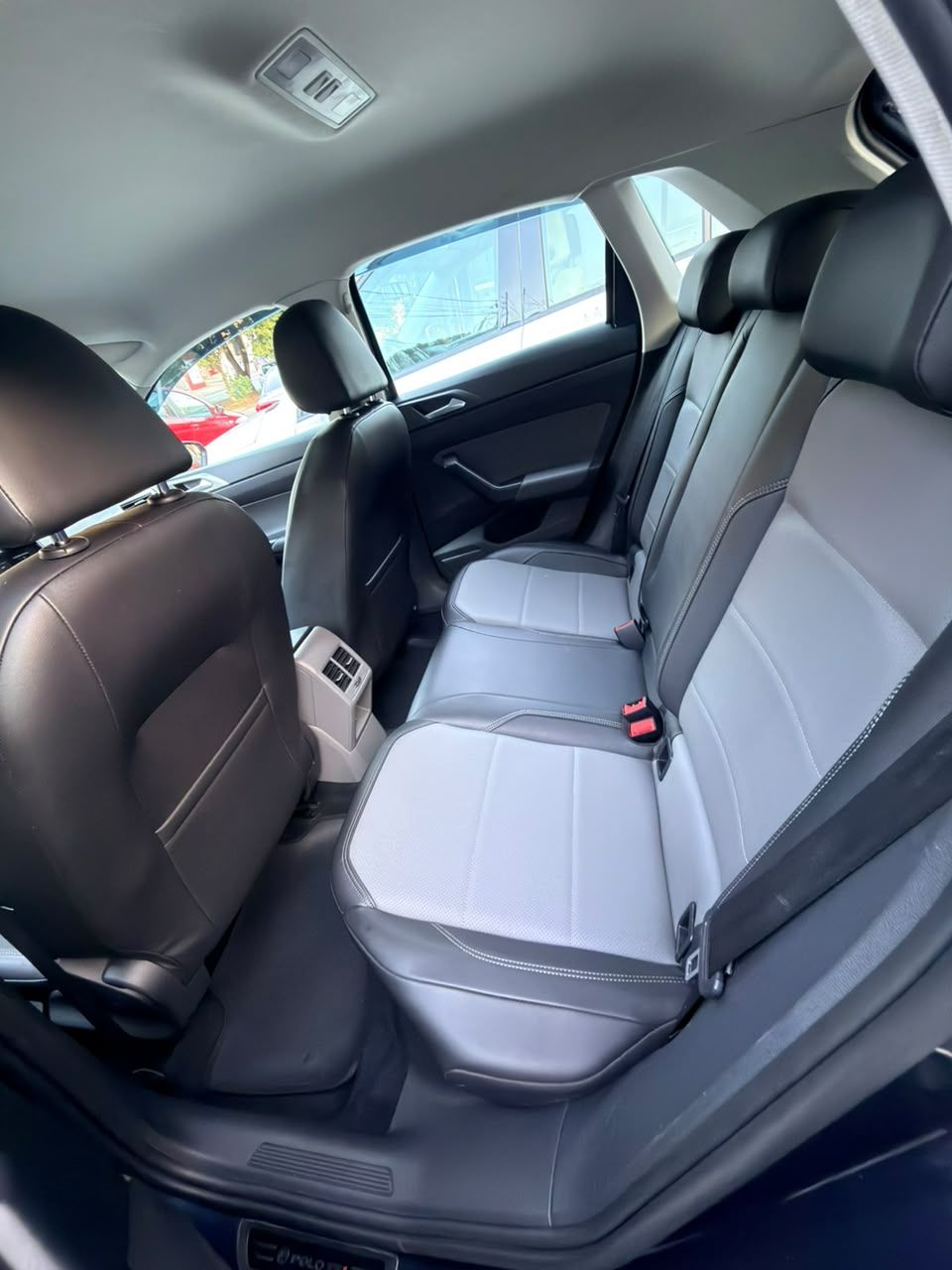 VW POLO HIGHLINE — foto 9