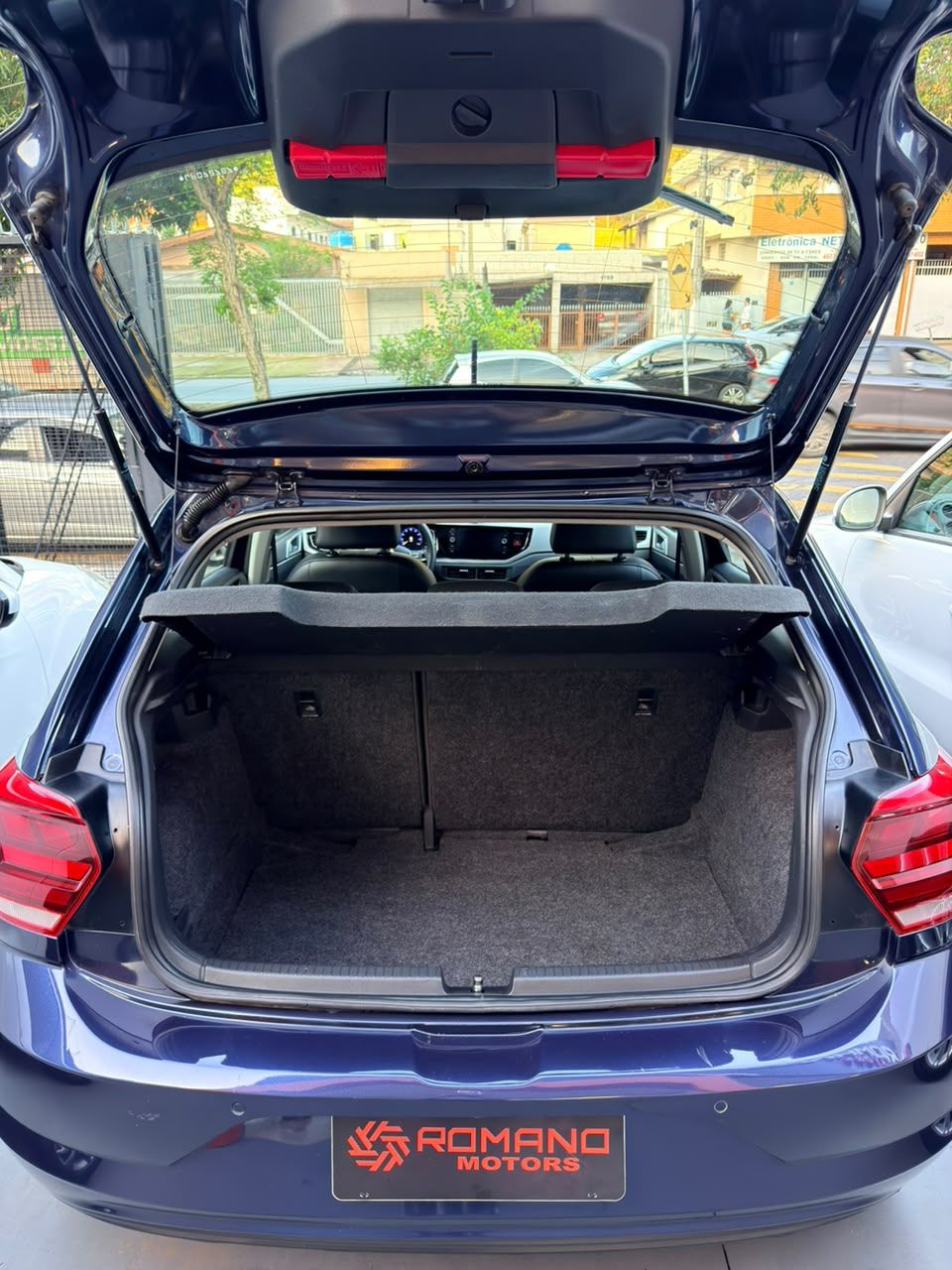 VW POLO HIGHLINE — foto 7
