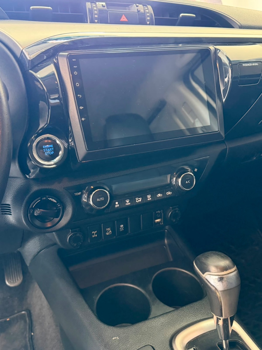 Hilux CD SRX 4x4 2.8 TDI 16V Diesel Aut. — foto 5