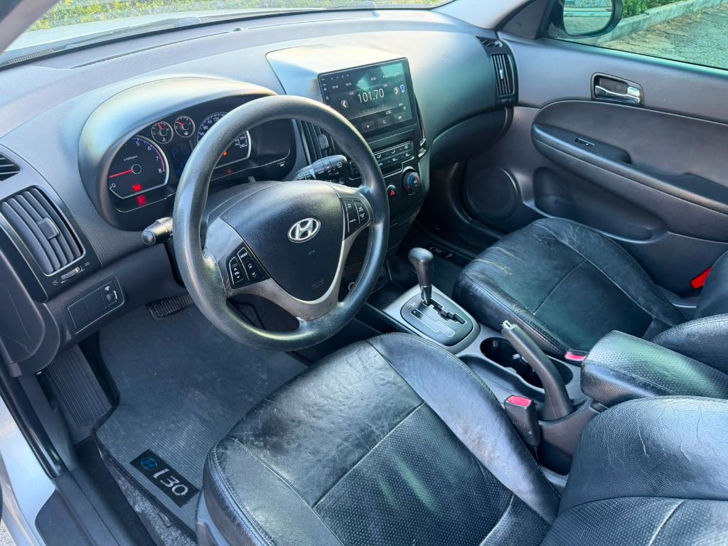 i30 2.0 16V 145cv 5p Aut. — foto 9
