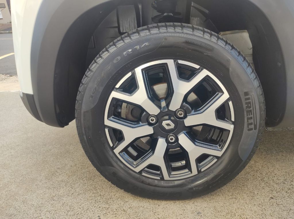 KWID OUTSIDER 1.0 Flex 12V 5p Mec. — foto 9