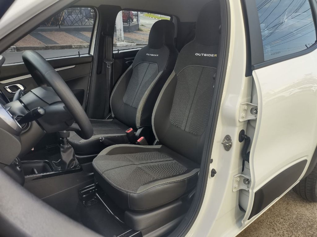 KWID OUTSIDER 1.0 Flex 12V 5p Mec. — foto 6