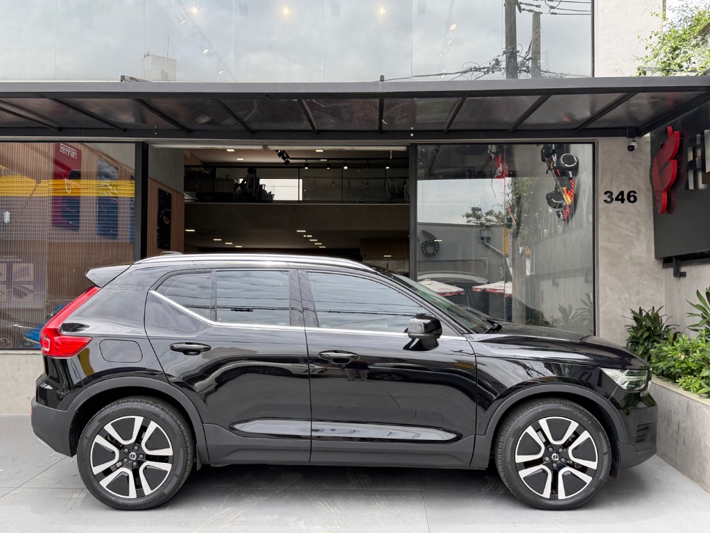 XC 40 T-5 MOMENTUM 1.5 FWD (Híbrido) — foto 5