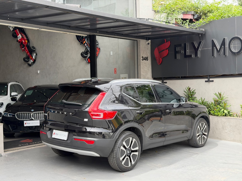XC 40 T-5 MOMENTUM 1.5 FWD (Híbrido) — foto 2