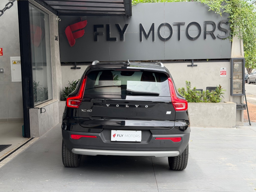 XC 40 T-5 MOMENTUM 1.5 FWD (Híbrido) — foto 4