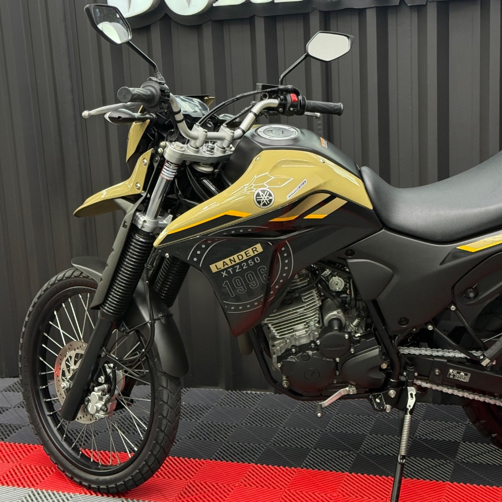 XTZ 250 LANDER  — foto 6