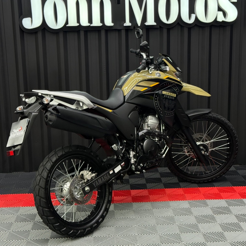 XTZ 250 LANDER  — foto 10
