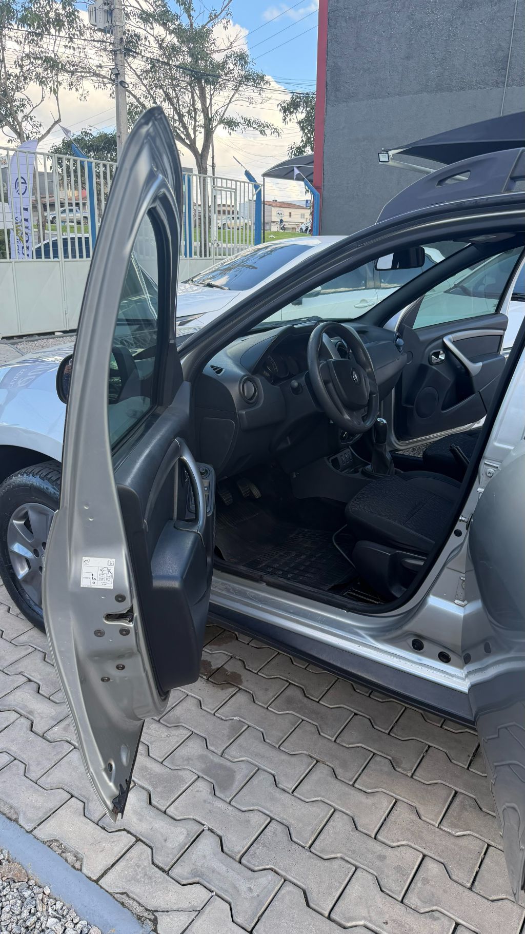 DUSTER OROCH Expression 1.6 Flex 16V Mec — foto 11