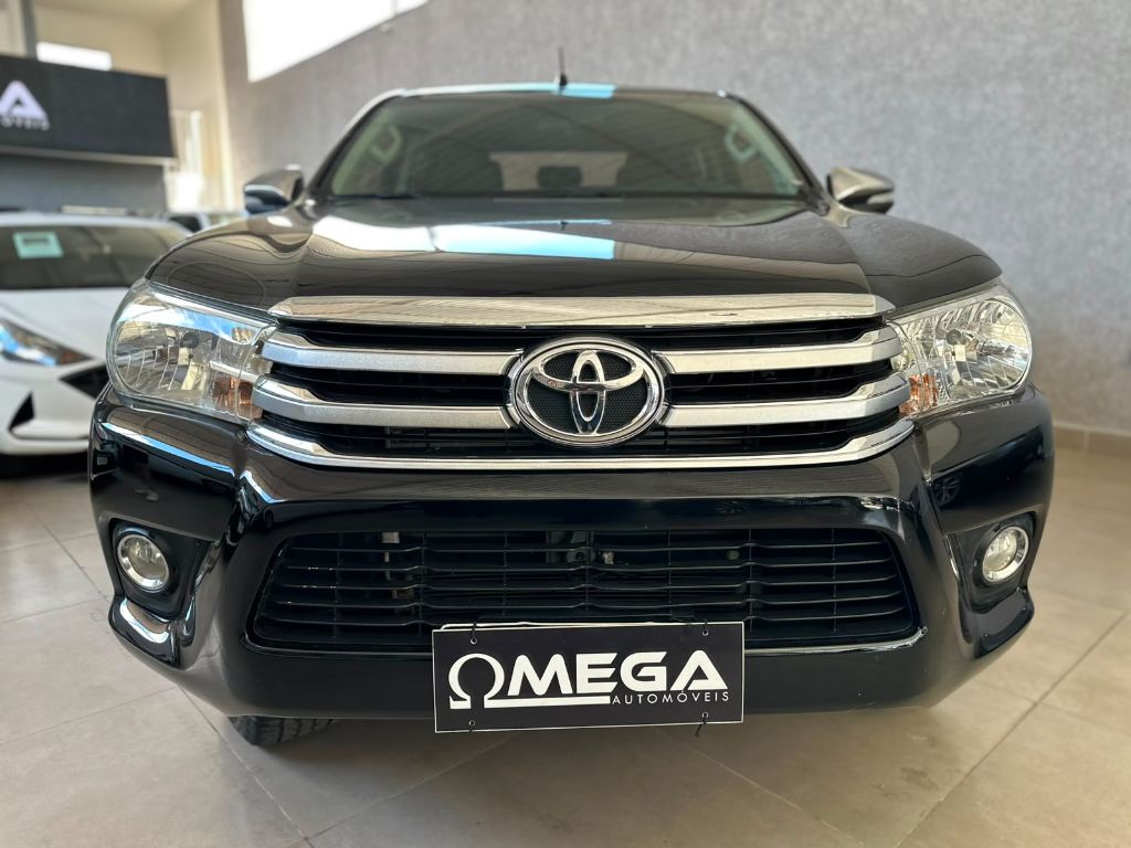 Hilux CD SRV 4x4 2.8 TDI Diesel Aut. — foto 2